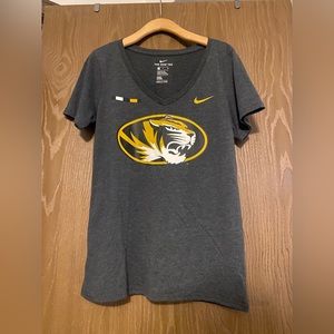 NWOT-Nike Mizzou Tigers tshirt